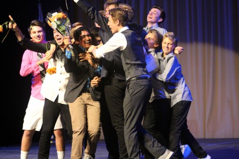 School crowns 2015 Mr. Eagle