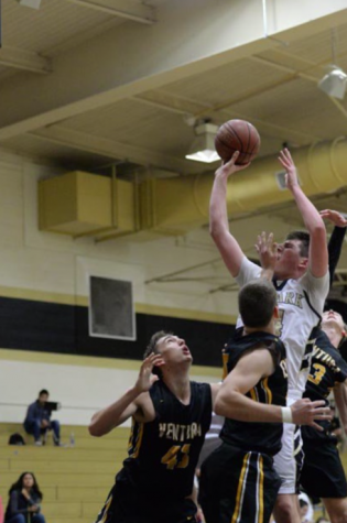 Boys’ basketball defeats Agoura