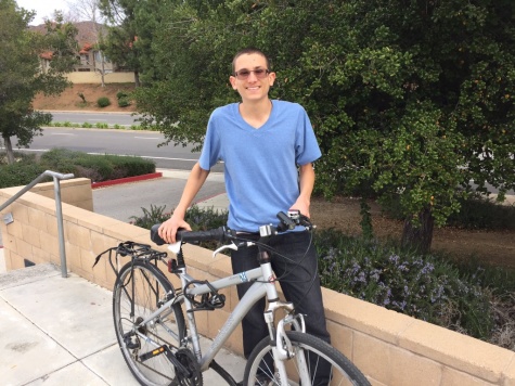 Senior Spotlight: Carlo Cruz-Albrecht