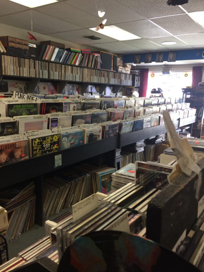 Inside+of+the+Record+Store