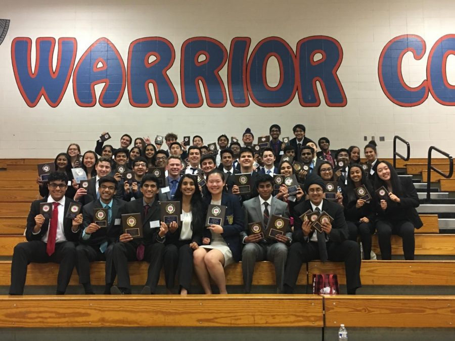 Members+of+FBLA+display+their+awards.+The+FBLA+team+won+third+place+at+a+regional+conference.+