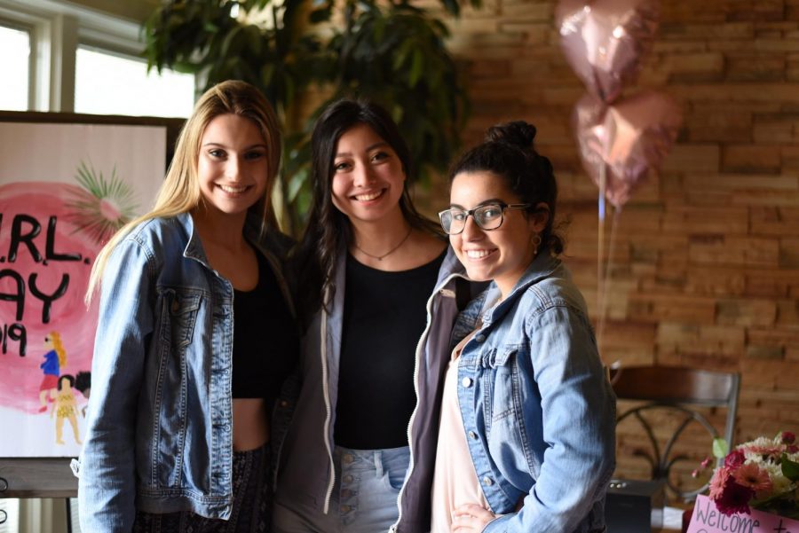 Pictured+are+%28left+to+right%29+seniors+Carly+Friedlander%2C+Sabrina+Stone+and+Quinn+Conahan.+Conahan+hosted+GIRL+Day%2C+an+event+meant+to+inspire+women+to+be+authentic+and+not+change+because+of+any+pressures.+