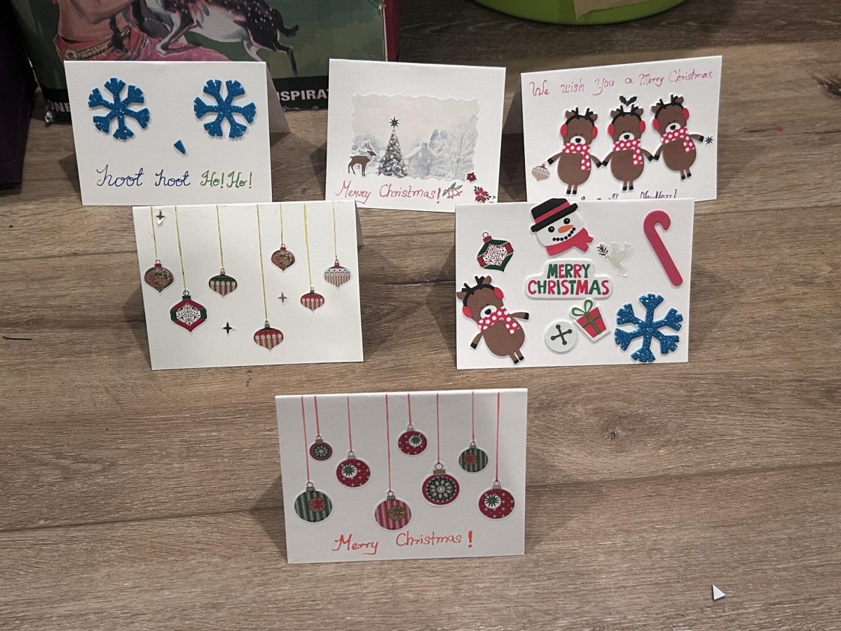 Hand-made holiday cards make a meaningful gift